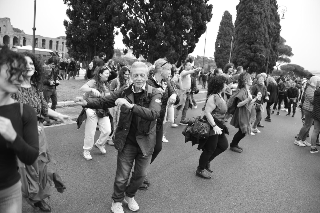 DANCER ENCORE FLASHMOB